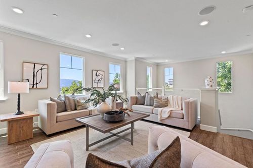 7-218 William Manly St, San Jose, CA, 95136-4966 | Card Image