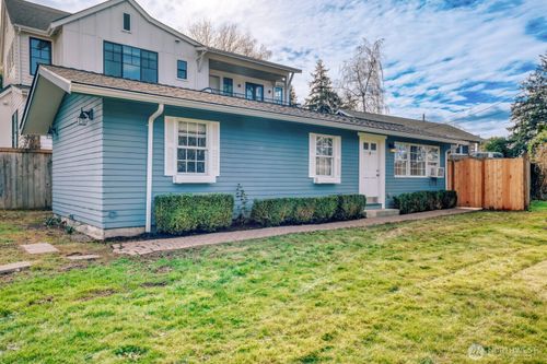 2405 63rd Ave Se, Mercer Island, WA, 98040-2431 | Card Image