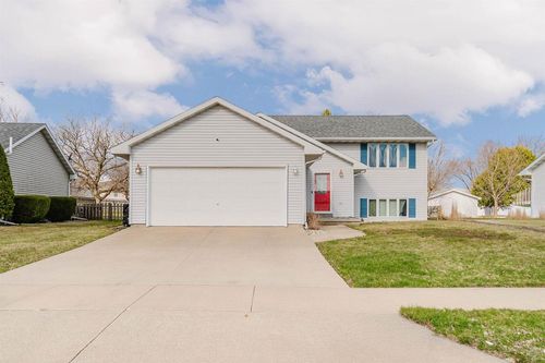 3113 Bellfield Drive, OSHKOSH, WI, 54904 | Card Image