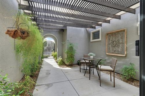 2656 La Boutique St, Henderson, NV, 89044-0331 | Card Image