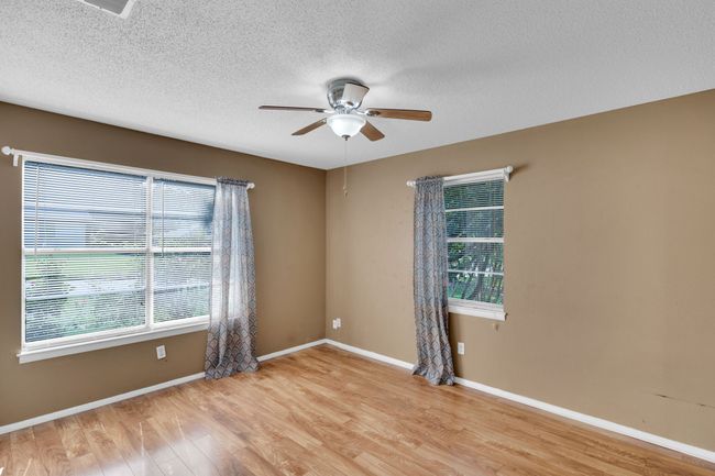 1405 Hillside Dr, House other with 3 bedrooms, 2 bathrooms and null parking in Midlothian TX | Image 9