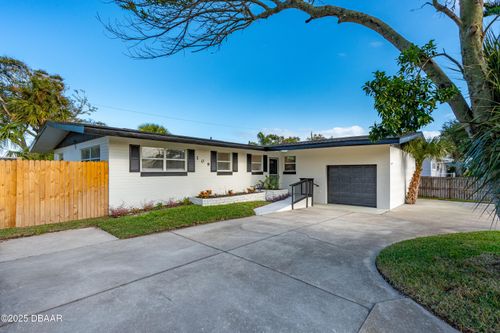 109 Standish Dr, Ormond Beach, FL, 32176-4750 | Card Image