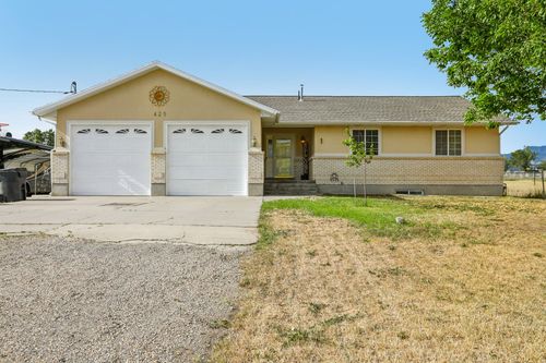 425 W Cherry St, Grantsville, UT, 84029 | Card Image