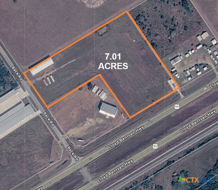 105 Beck Rd E, Inez, TX 77968