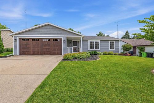 405 Eilbes Avenue, Beaver Dam, WI, 53916 | Card Image
