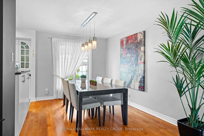2140 Blue Jay Cres, House other with 2 bedrooms, 2 bathrooms and 3 parking in Gloucester ON | Image 6