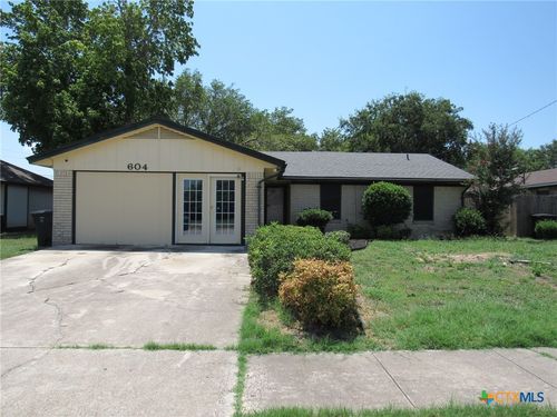 604 Colonial Ln, Killeen, TX, 76543-7862 | Card Image