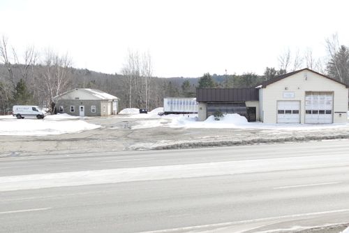 710 Wilton Road, Farmington, ME, 04938 | Card Image