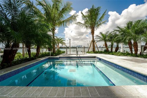 501-1000 West Ave, Miami Beach, FL, 33139-4718 | Card Image