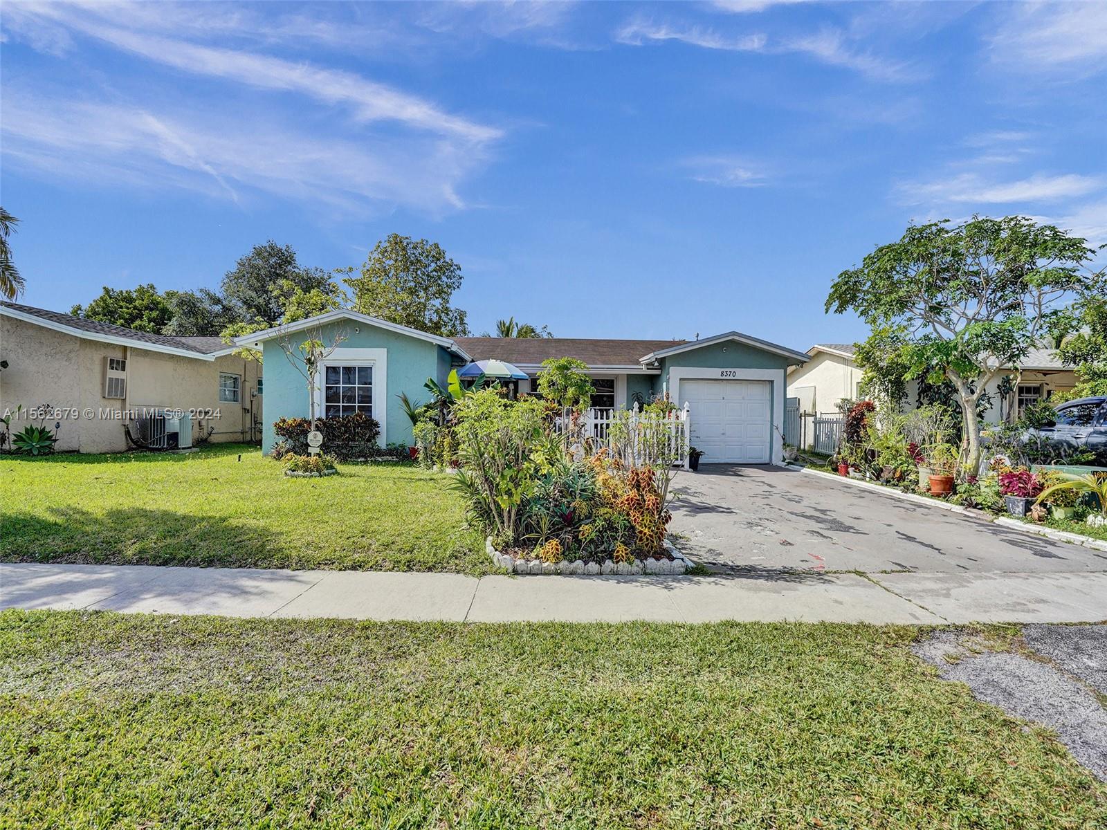 27th Pl, Sunrise, FL 33322