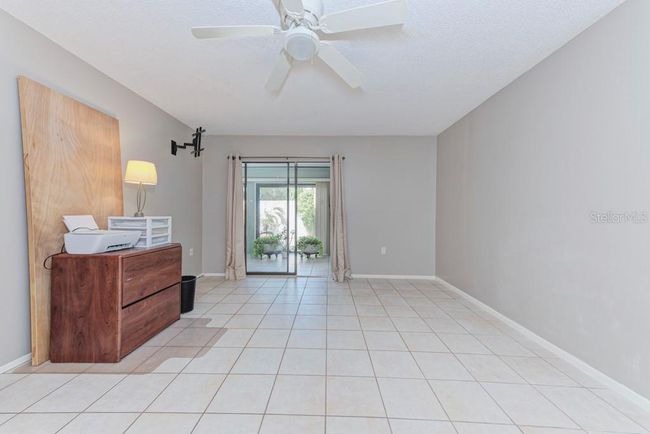 597 Lakeside Dr, Condo with 2 bedrooms, 2 bathrooms and null parking in BRADENTON FL | Image 20