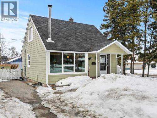 1 Kalzas Pl, Whitehorse, YT, Y1A3M9 | Card Image