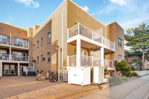 apt-306-251 W Broadway, Long Beach, NY, 11561-3960 | Card Image