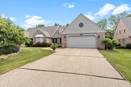 12332 N Golf Drive, Mequon, WI, 53092 | Card Image