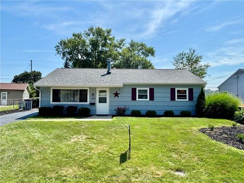 303 Pinewood Ave, Piqua, OH, 45356-2619 | Card Image