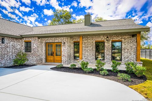 249 Sandpiper Ln, McQueeney, TX, 78123-3386 | Card Image