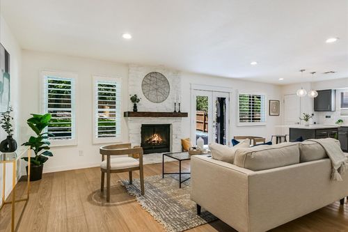 3201 Harpers Ferry Ln, Austin, TX, 78745-6722 | Card Image