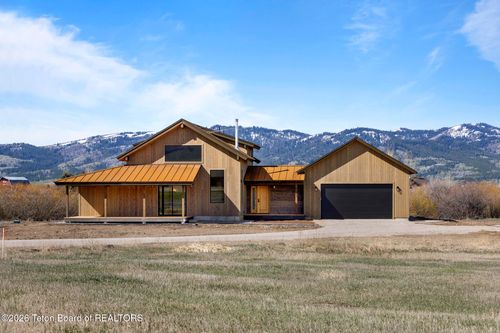 6322 Fox Springs Dr, Victor, ID, 83455 | Card Image