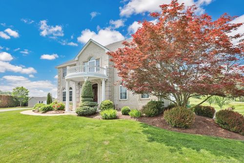 197 Shadow Pond Ln, Suffield, CT, 06078-1234 | Card Image