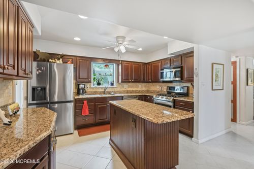 58 Old Bridge Dr, Howell, NJ, 07731-2331 | Card Image