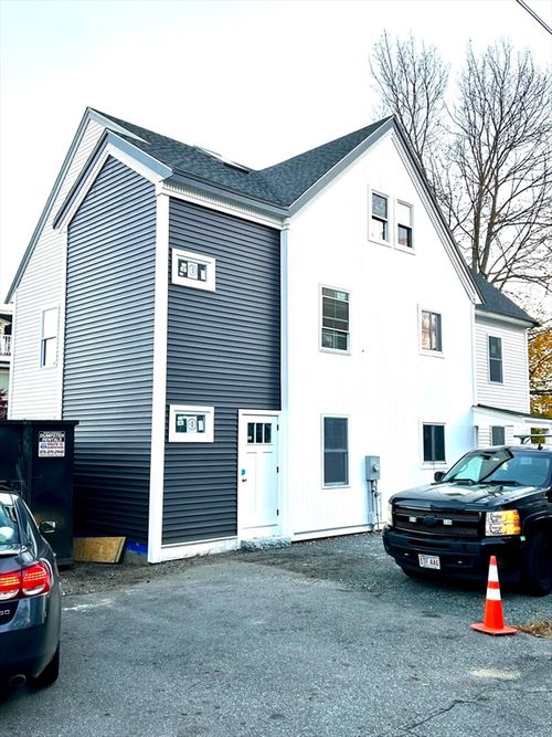 1-3 1/2 R Buffum Street Ext, Salem, MA, 01970 | Card Image
