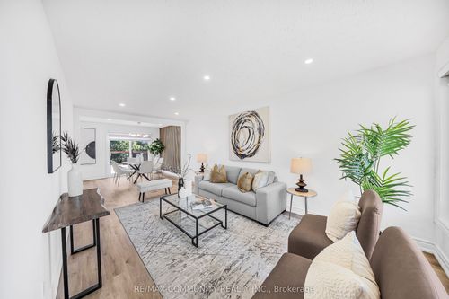 733 Lublin Ave, Pickering, ON, L1W1Z1 | Card Image