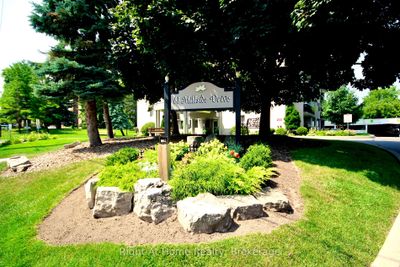 901 - 81 Millside Dr, Condo with 2 bedrooms, 2 bathrooms and 1 parking in Milton ON | Image 2