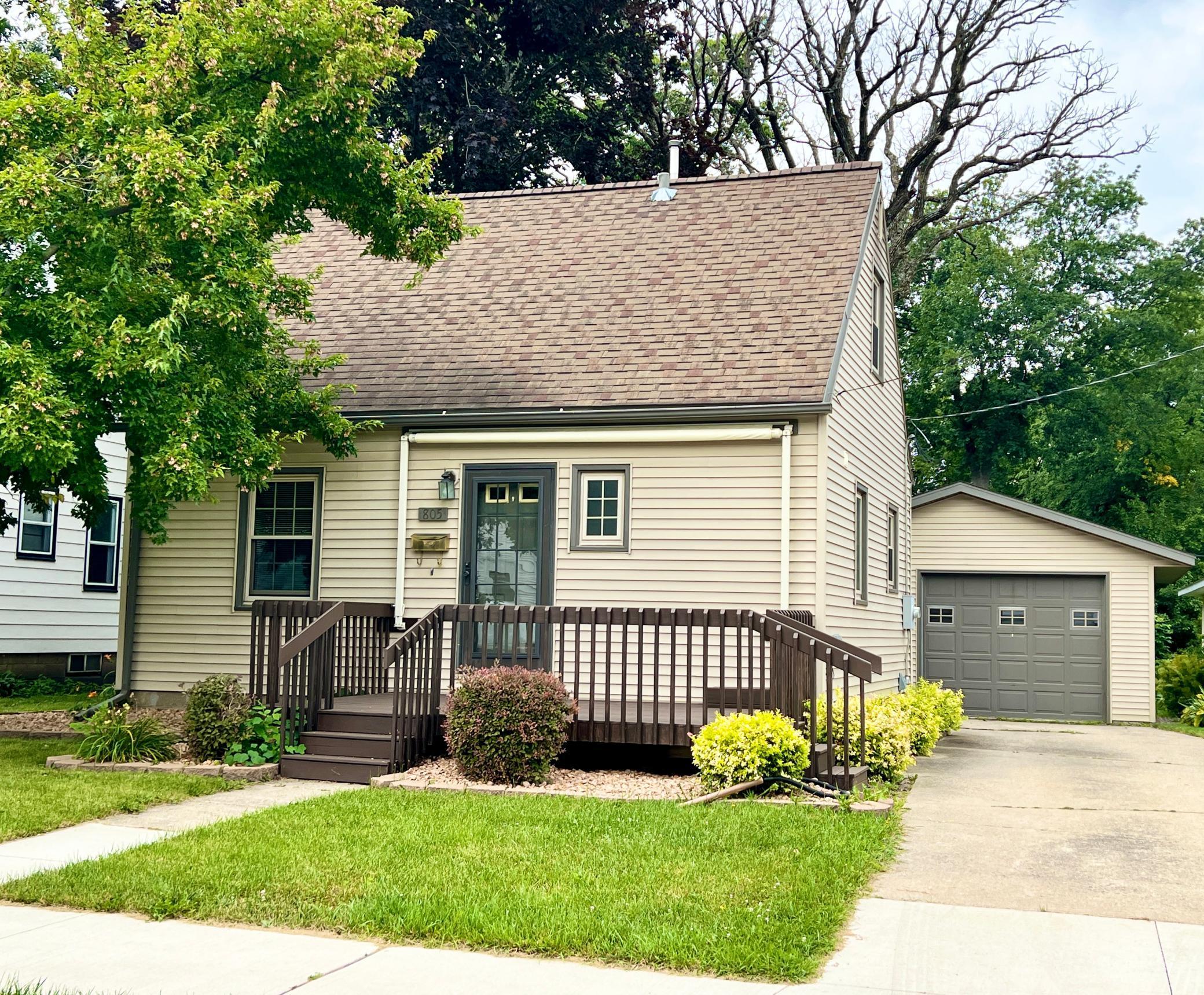 Ulstad Ave, Albert Lea, MN 56007