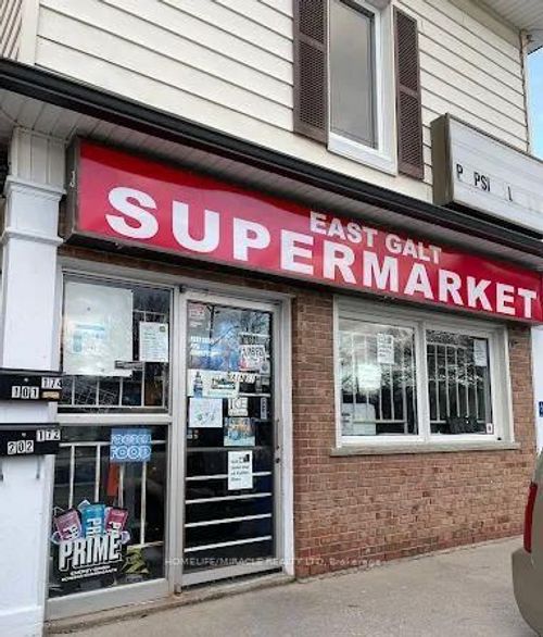 {{alt}} | Card Image