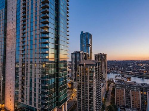 2203-70 Rainey St, Austin, TX, 78701-4748 | Card Image