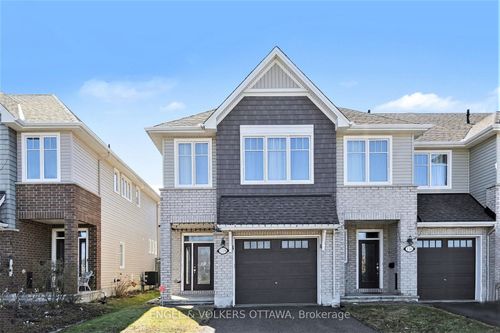 118 Kestrel St, Gloucester, ON, K1T0P8 | Card Image