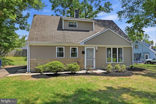 584 Wilk Dr, MORRISVILLE, PA, 19067-6820 | Card Image