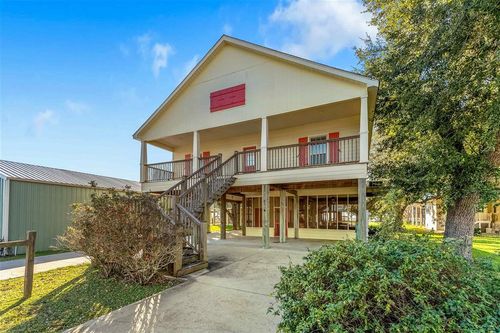 122 Bank St, Lake Charles, LA, 70607-8843 | Card Image