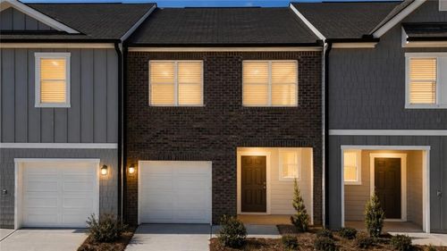 1095 Lucienne Blvd, Auburn, GA, 30011-3547 | Card Image