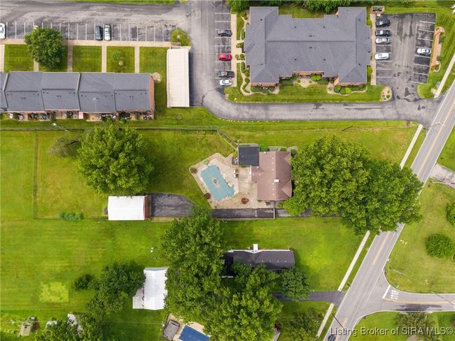 1407 Slate Run Rd, Home with 3 bedrooms, 3 bathrooms and null parking in New Albany IN | Image 20