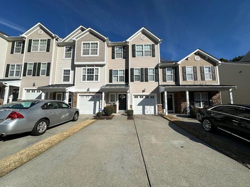 8841 Thornton Town Place, Raleigh, NC, 27616 | Card Image