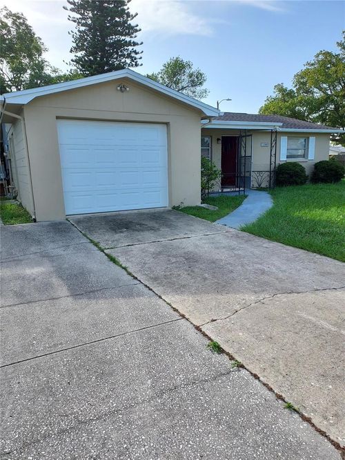 1240 Chelsea Ln, HOLIDAY, FL, 34691-4909 | Card Image