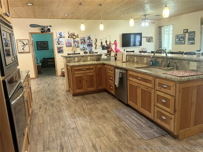 Another view of kitchen | Image 8