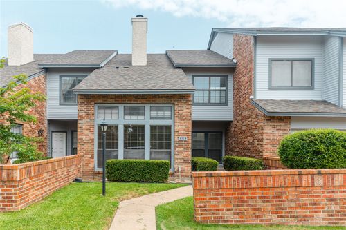 3325 Devonshire Dr, Plano, TX, 75075-3435 | Card Image
