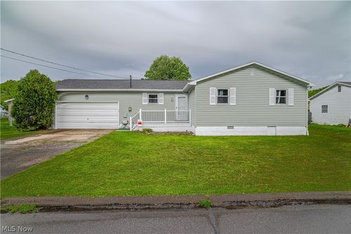 373 Lincoln Dr, Mineral Wells, WV, 26150-9367 | Card Image