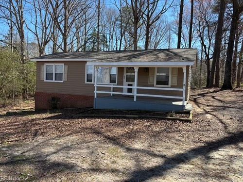 16426 Southampton Pkwy, Capron, VA, 23829-2411 | Card Image