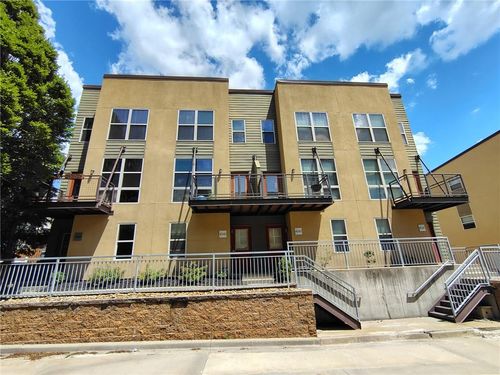 4543 Madison Ave, Kansas City, MO, 64111-3509 | Card Image