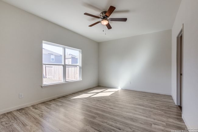 10818 Monterey Pike, House other with 5 bedrooms, 3 bathrooms and null parking in Converse TX | Image 14