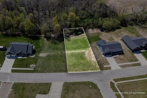 1721 Scarletts Way, Ontario, OH, 44906-0002 | Card Image