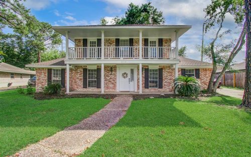 2114 Briarview Dr, Houston, TX, 77077-4326 | Card Image
