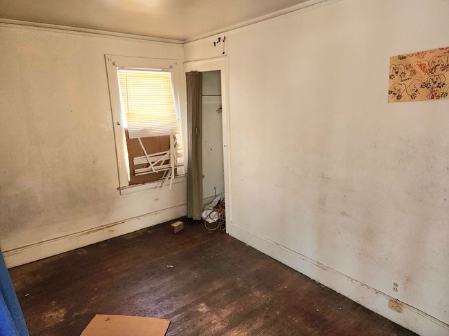 5953 Lakeview St, House other with 3 bedrooms, 2 bathrooms and null parking in Detroit MI | Image 12