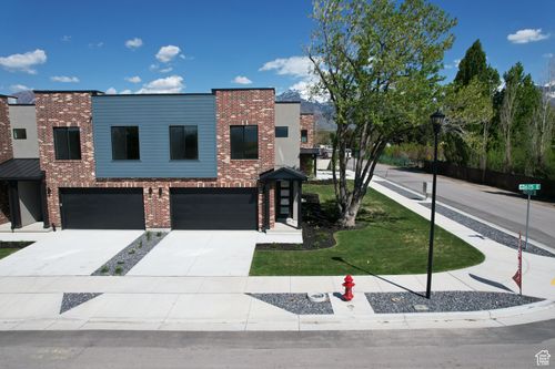 8093 S 615 E, Sandy, UT, 84070-0572 | Card Image