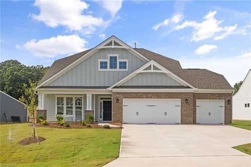 8117 Barberry Ln, Clemmons, NC, 27012 | Card Image