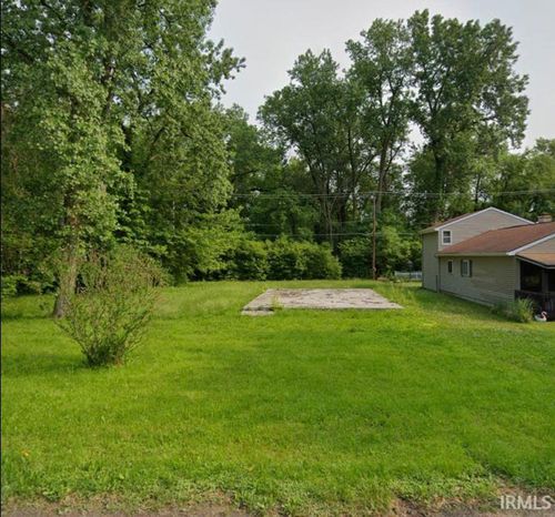 1802 Kinsmoor Ave, Fort Wayne, IN, 46809-1028 | Card Image