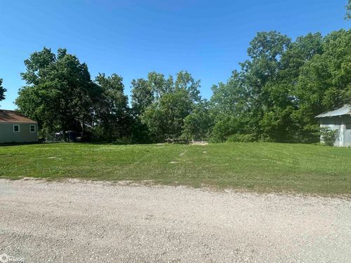105 E High St, Davis City, IA, 50065 | Card Image